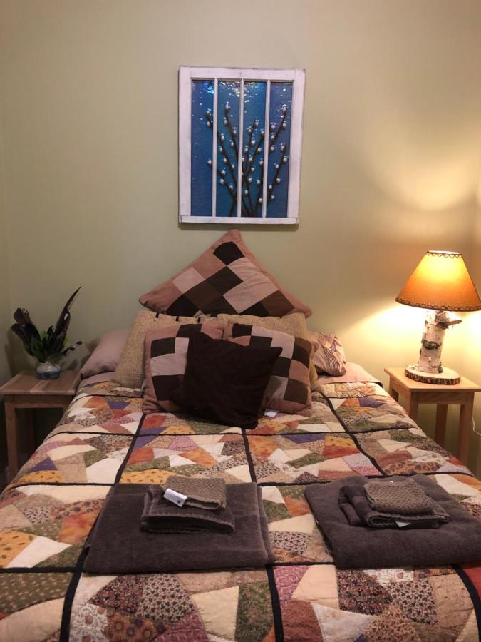 Pebble Springs Bnb Grand Beach Exteriér fotografie