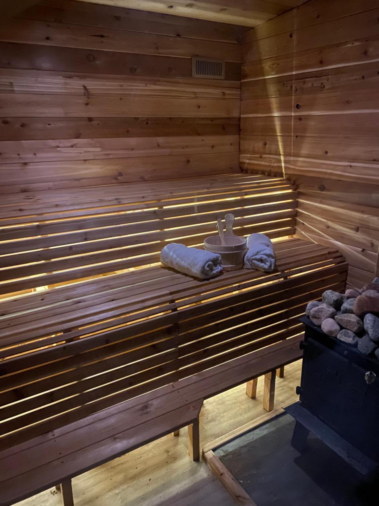 Pebble Springs Bnb Grand Beach Exteriér fotografie